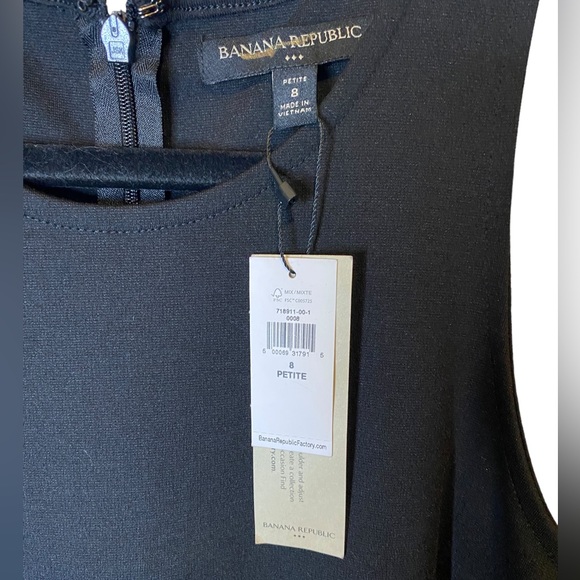 Banana Republic | NWT size 8 petite black dress - Picture 4 of 6